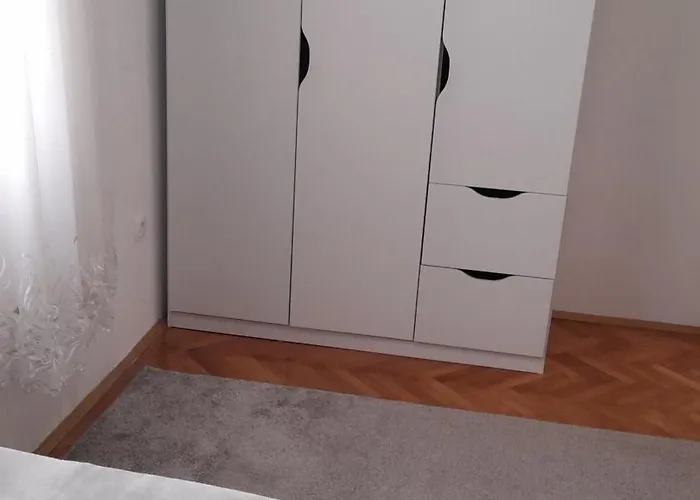 Lägenhet Luka